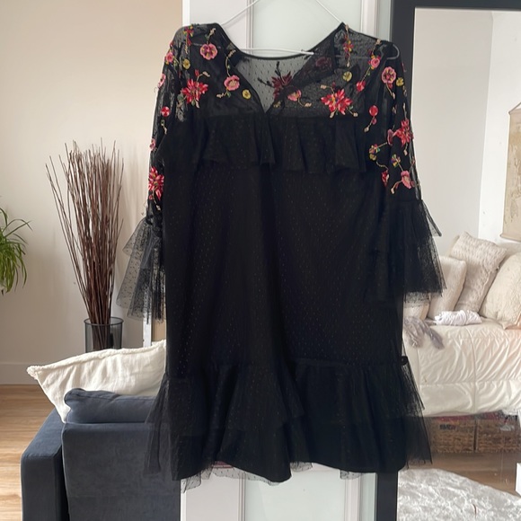 Zara Basic - Barely Worn - Picture 2 of 2